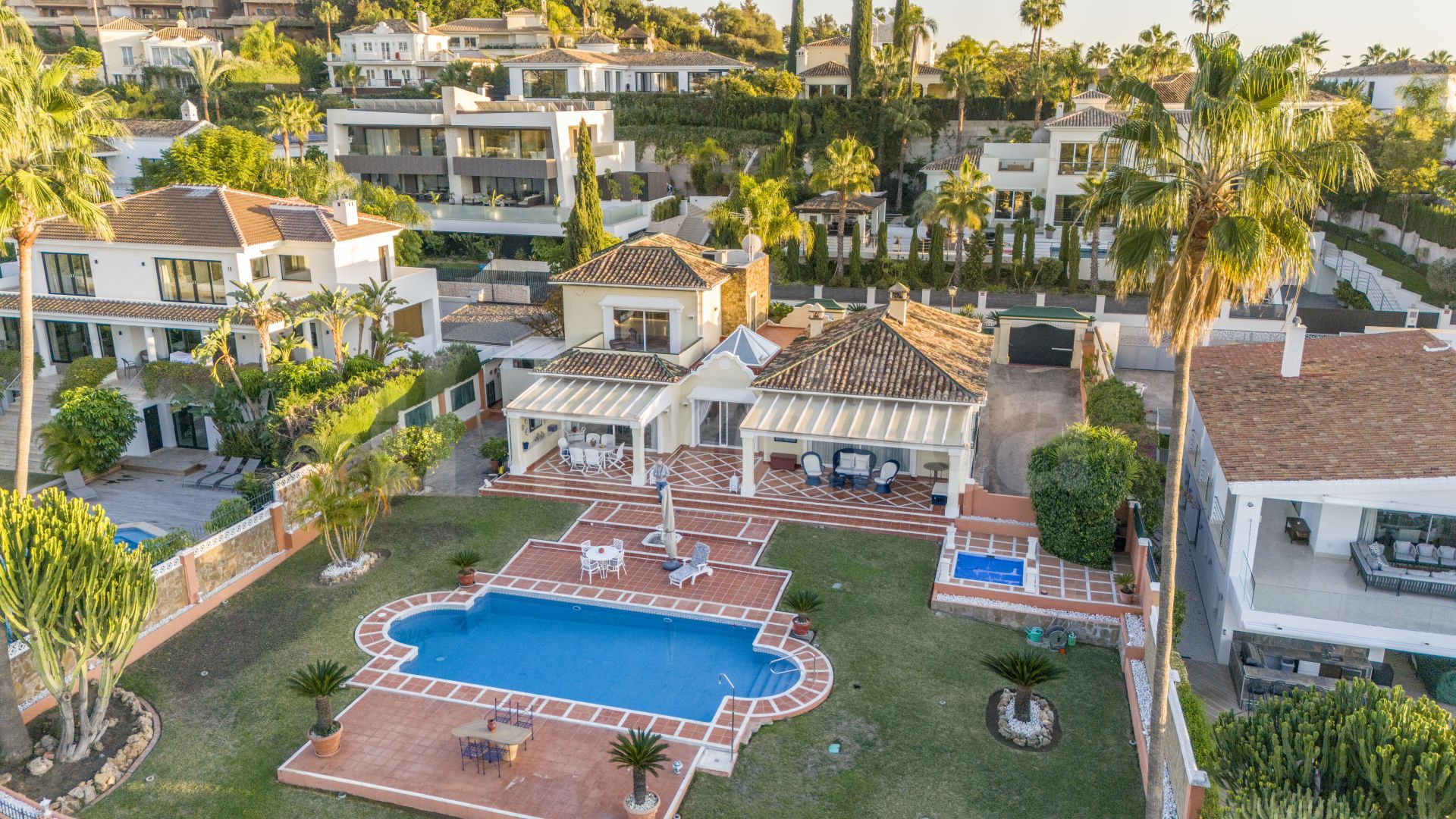 A luxury urbanisation in Nueva Andalucia